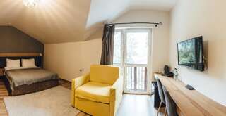 Отель Bukville Буковель Стандартный номер с французским балконом-5